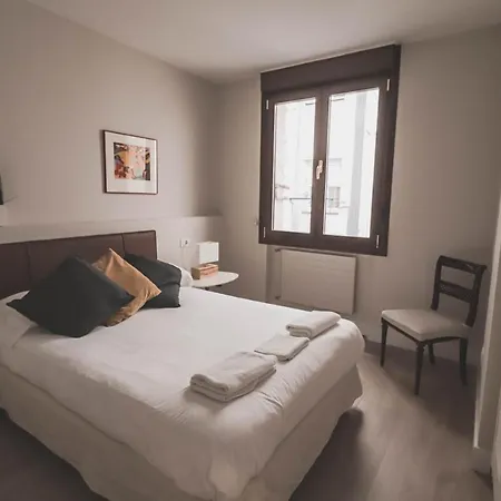 Park View Beautiful Apartman *